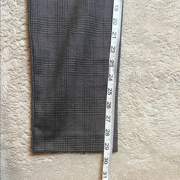 NWT Elegant Women's Gray Plaid Stretch Pull On Trousers sz 10 - Picture 6 of 11